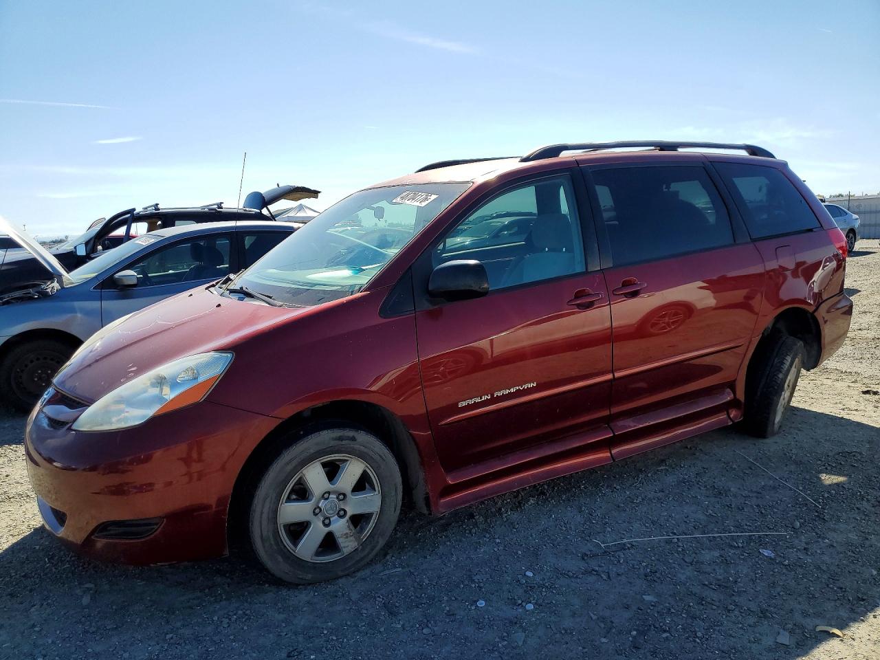 2008 TOYOTA SIENNA