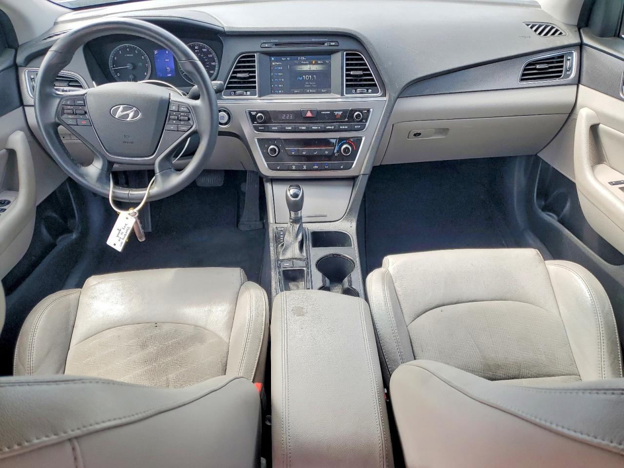 2017 HYUNDAI SONATA SPORT photo 15