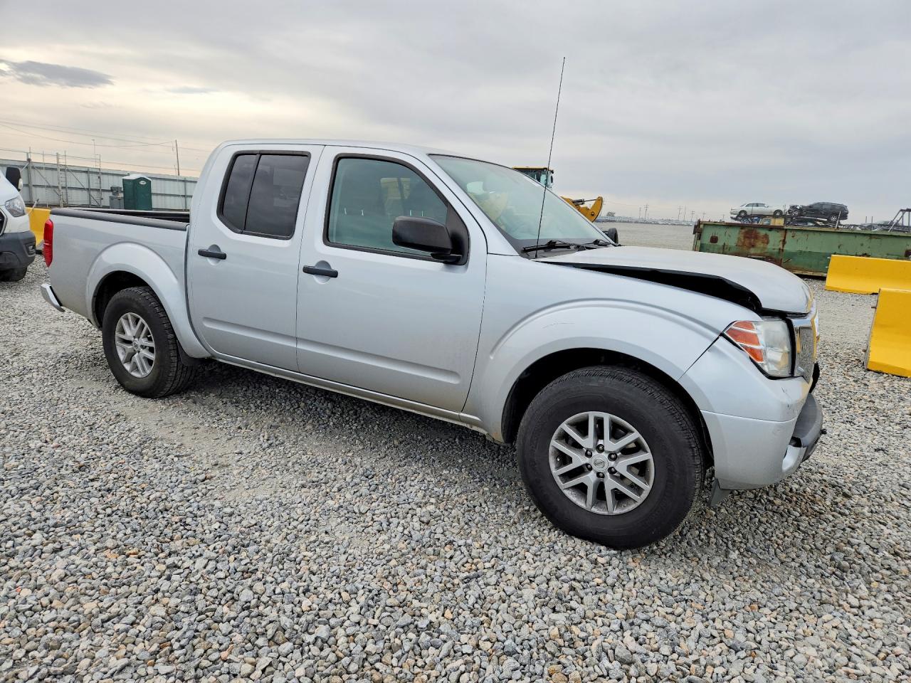 2019 NISSAN FRONTIER SV photo 7