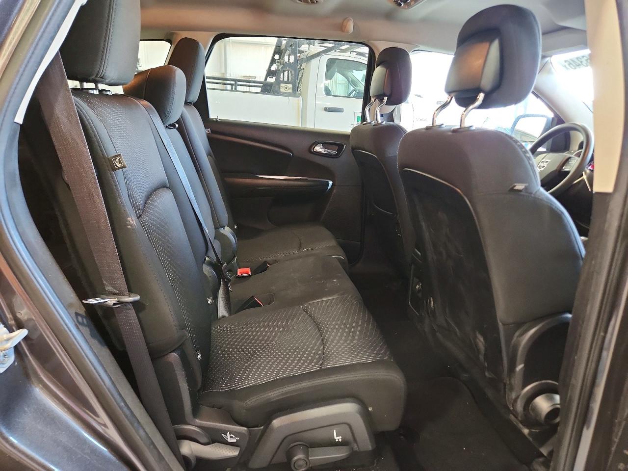 2015 DODGE JOURNEY SXT photo 11