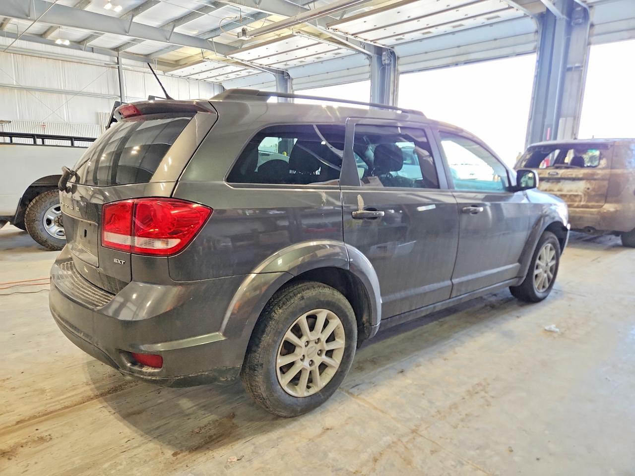 2015 DODGE JOURNEY SXT photo 3
