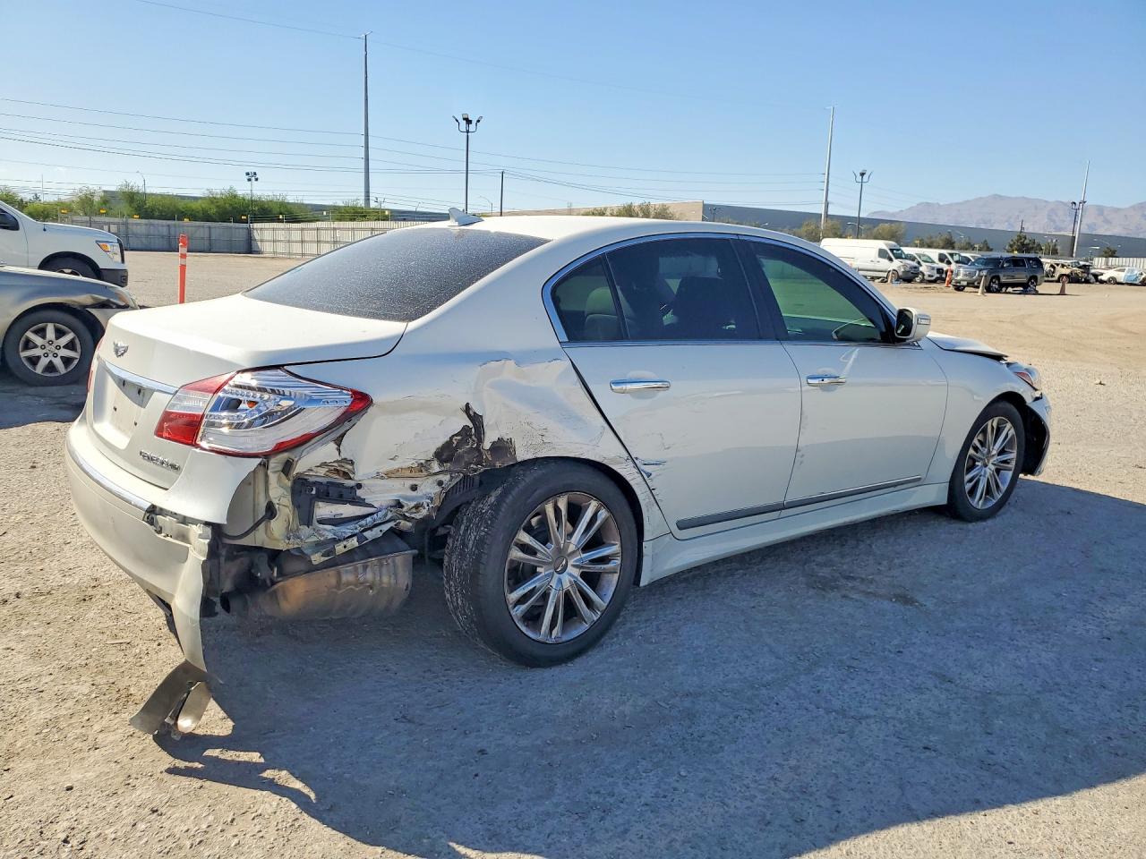 2012 HYUNDAI GENESIS 4.6L V8 photo 5