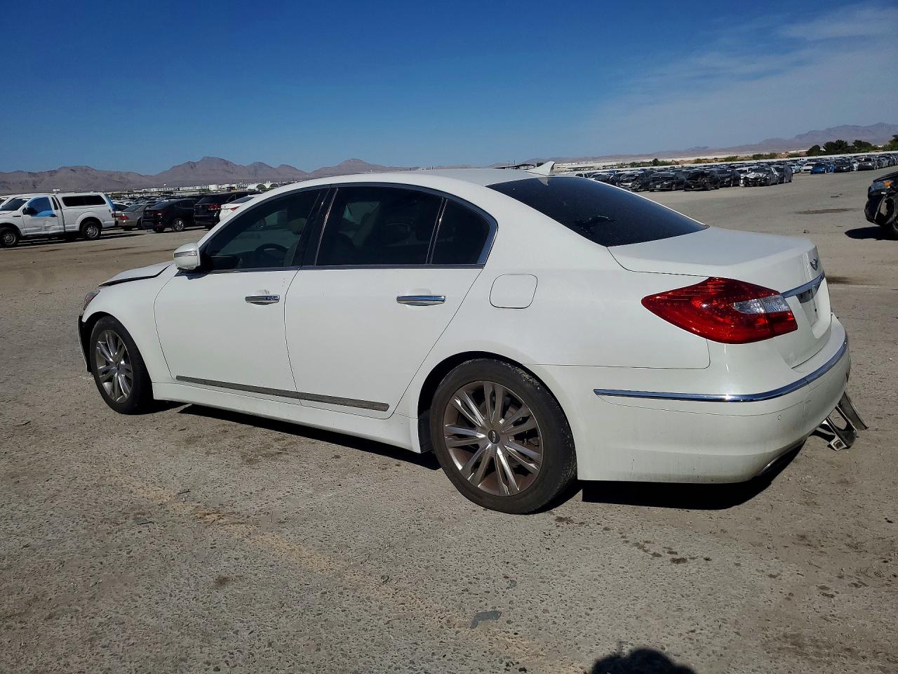 2012 HYUNDAI GENESIS 4.6L V8 photo 3