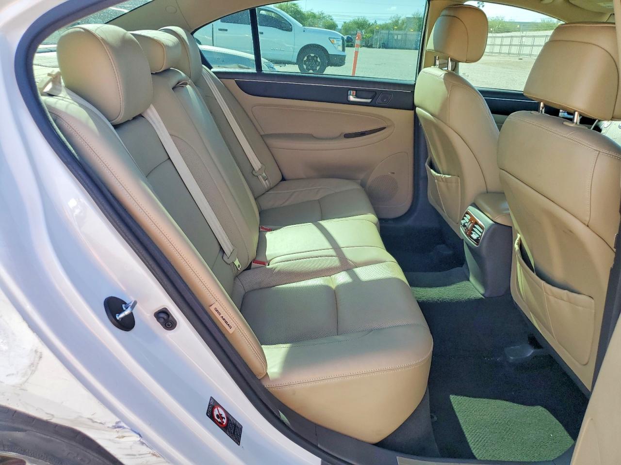 2012 HYUNDAI GENESIS 4.6L V8 photo 19