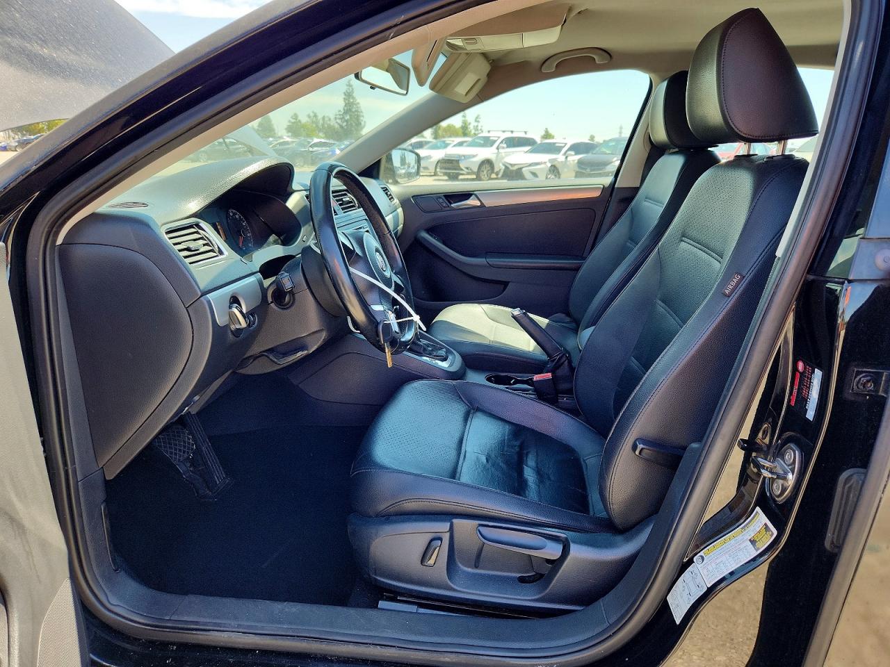 2013 VOLKSWAGEN JETTA SE photo 13