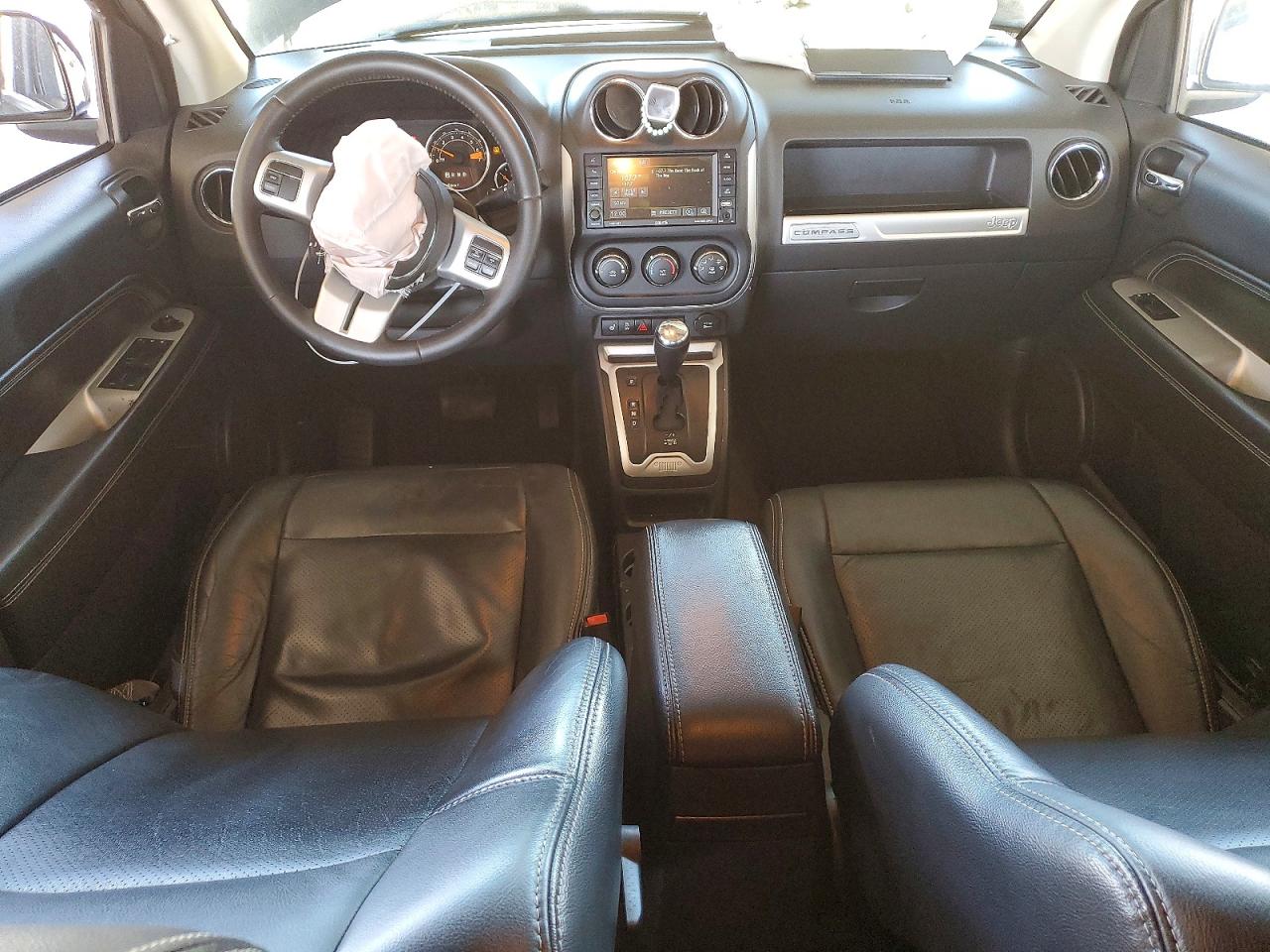 2017 JEEP COMPASS LATITUDE photo 15