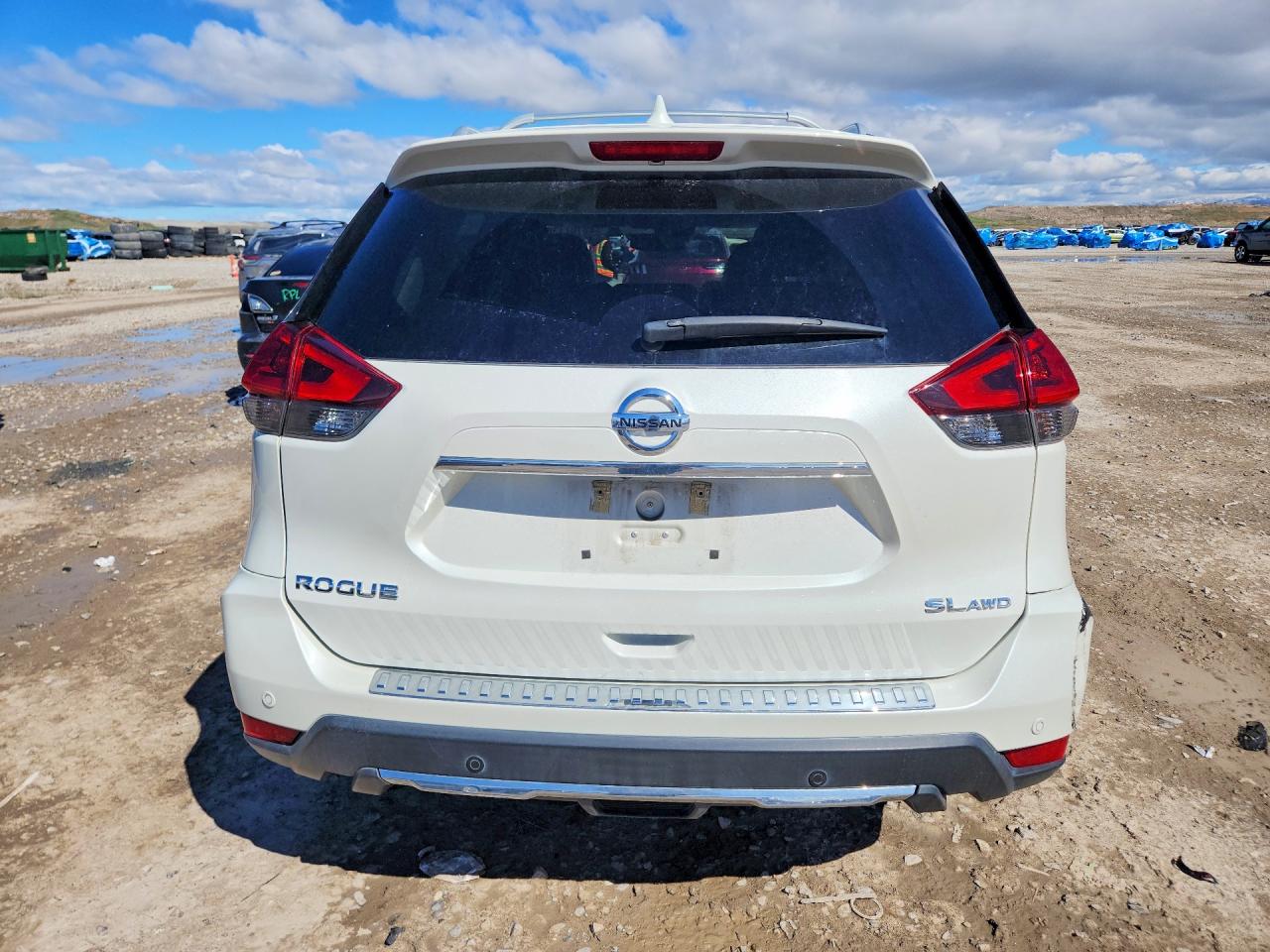 2019 NISSAN ROGUE SL photo 11