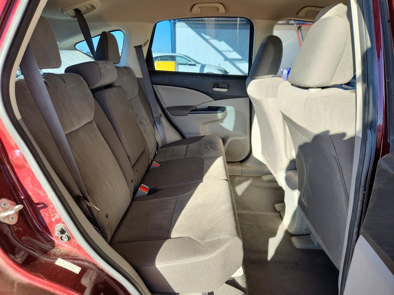 2014 HONDA CR-V LX photo 31
