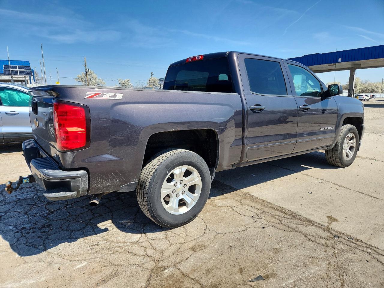 2016 CHEVROLET SILVERADO K1500 LT photo 3