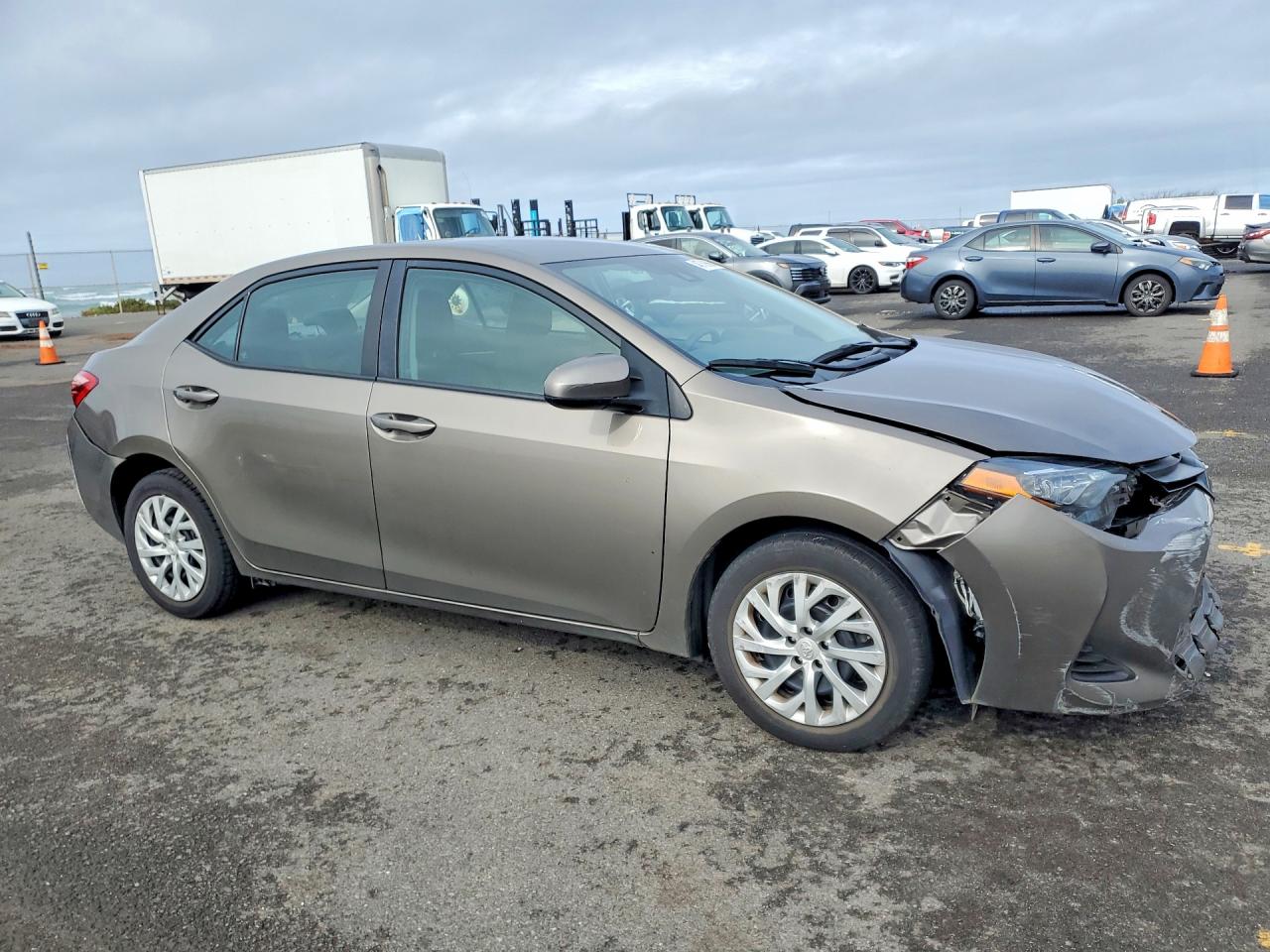 2019 TOYOTA COROLLA L photo 4