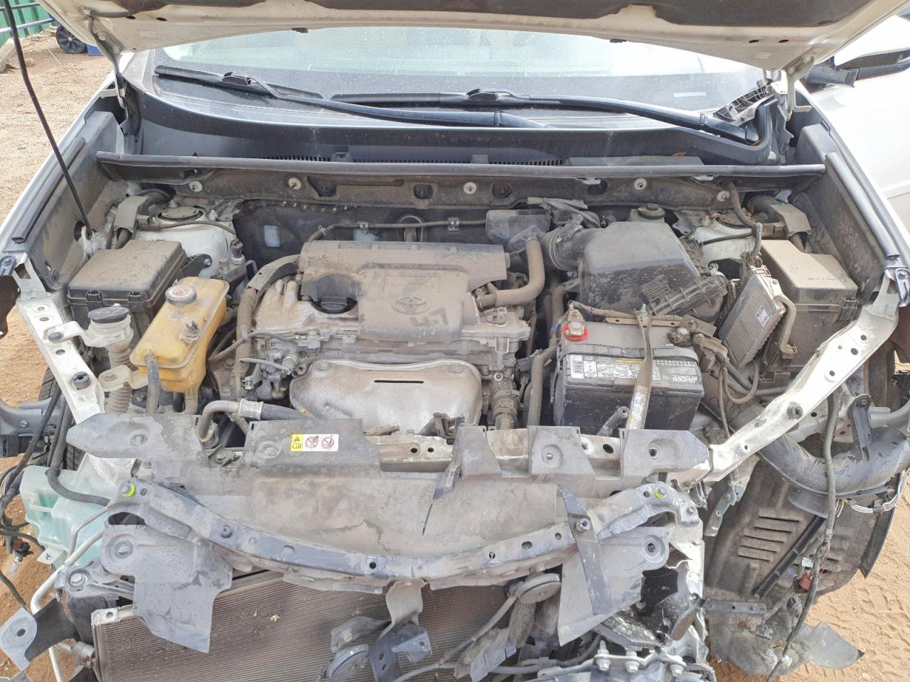 2018 TOYOTA RAV4 XLE photo 21