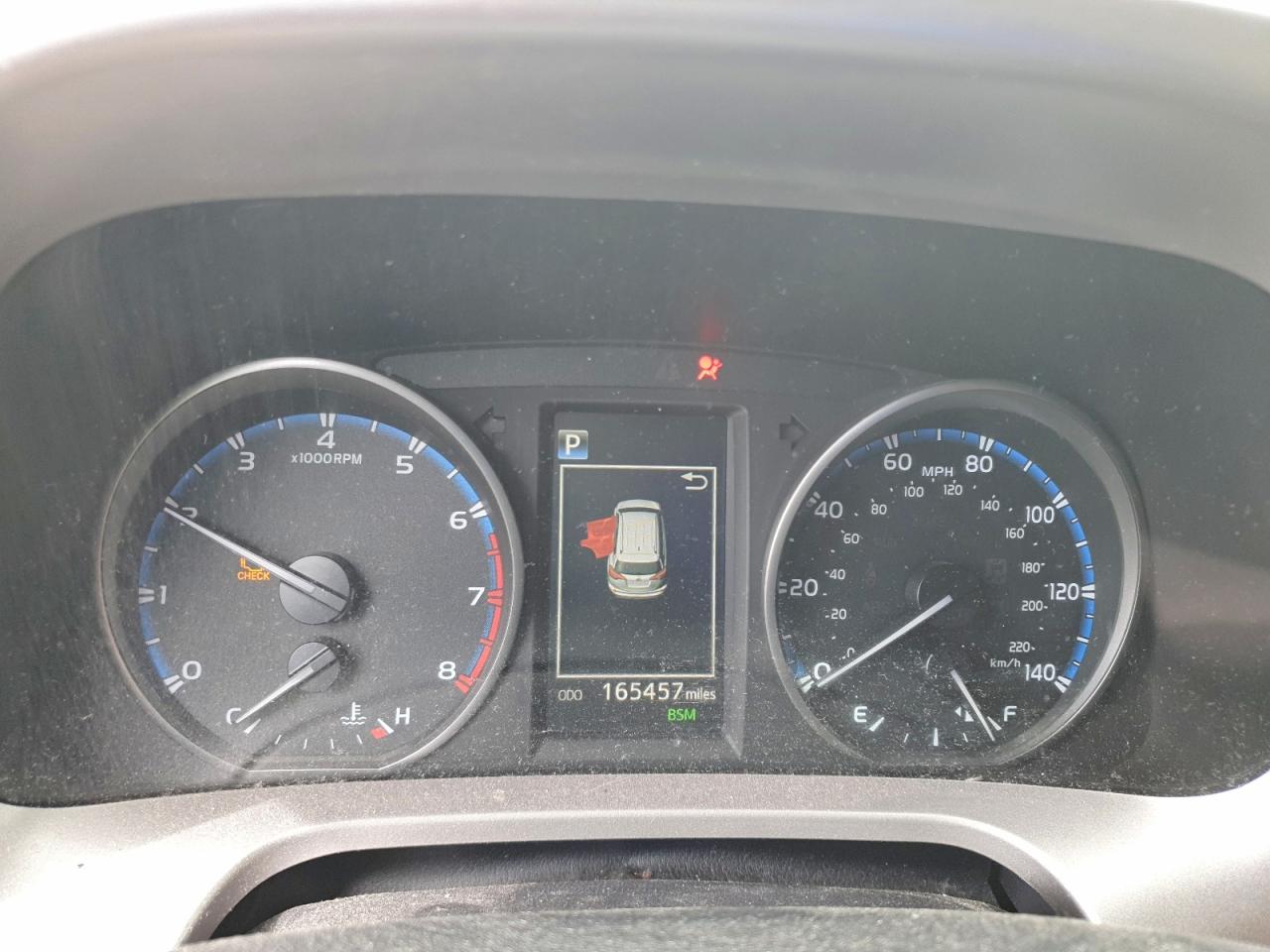 2018 TOYOTA RAV4 XLE photo 17