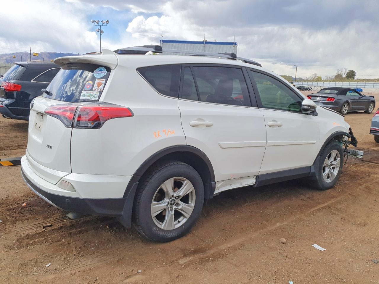 2018 TOYOTA RAV4 XLE photo 5