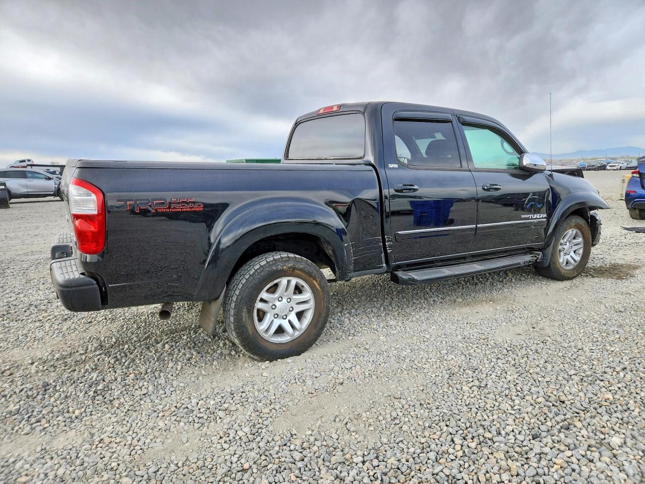 2004 TOYOTA TUNDRA DOUBLE CAB SR5 photo 5
