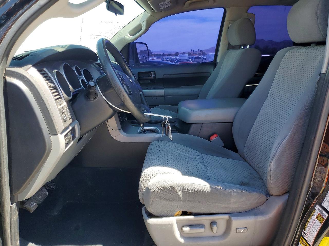 2012 TOYOTA TUNDRA DOUBLE CAB SR5 photo 13