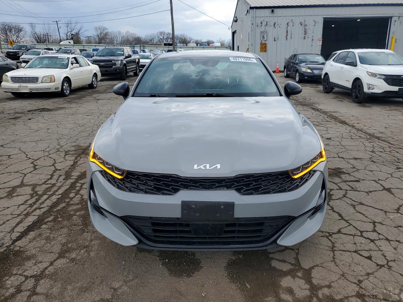 2023 KIA K5 GT LINE photo 9