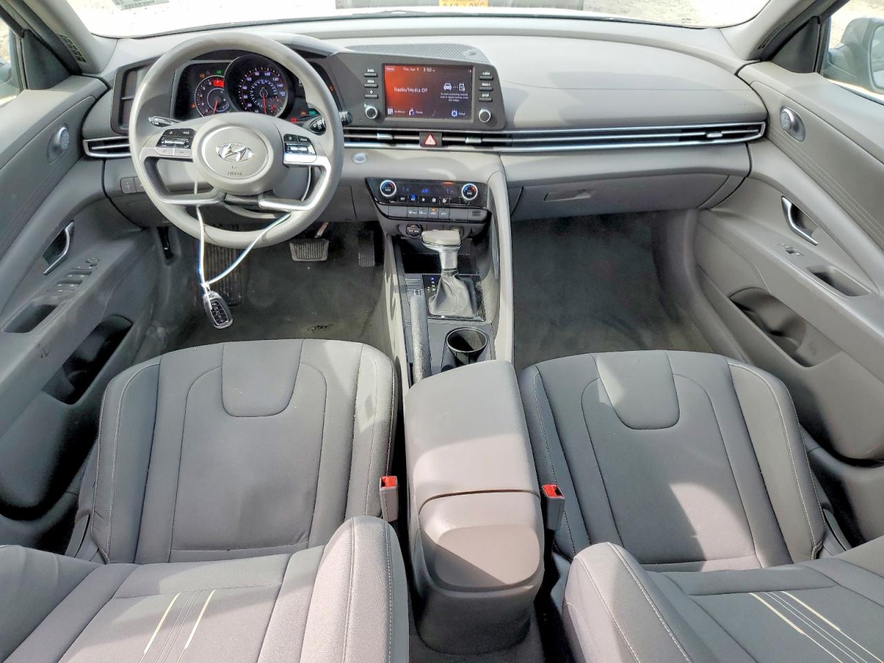 2023 HYUNDAI ELANTRA SEL photo 8