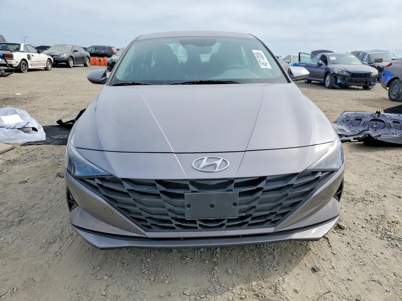 2023 HYUNDAI ELANTRA SEL photo 5