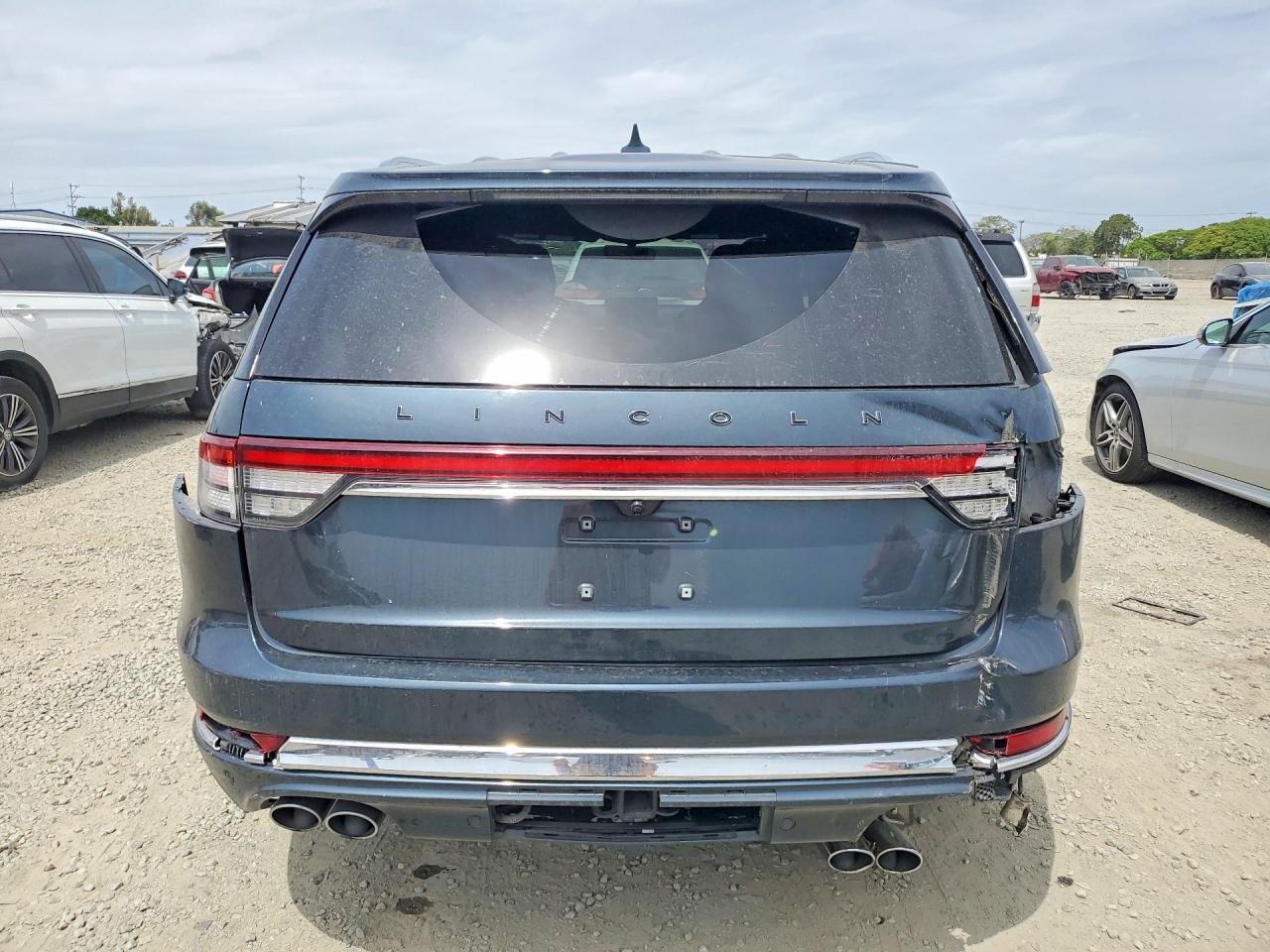 2020 LINCOLN AVIATOR BLACK LABEL photo 11
