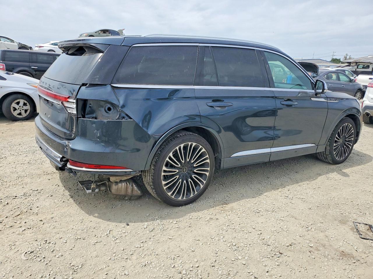 2020 LINCOLN AVIATOR BLACK LABEL photo 5