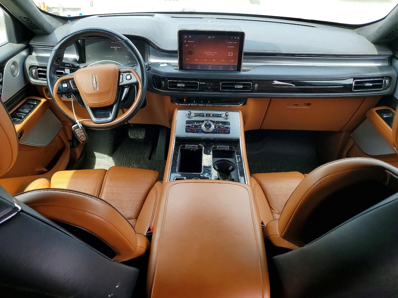 2020 LINCOLN AVIATOR BLACK LABEL photo 15