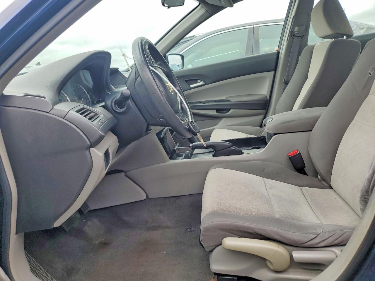 2008 HONDA ACCORD LX photo 13