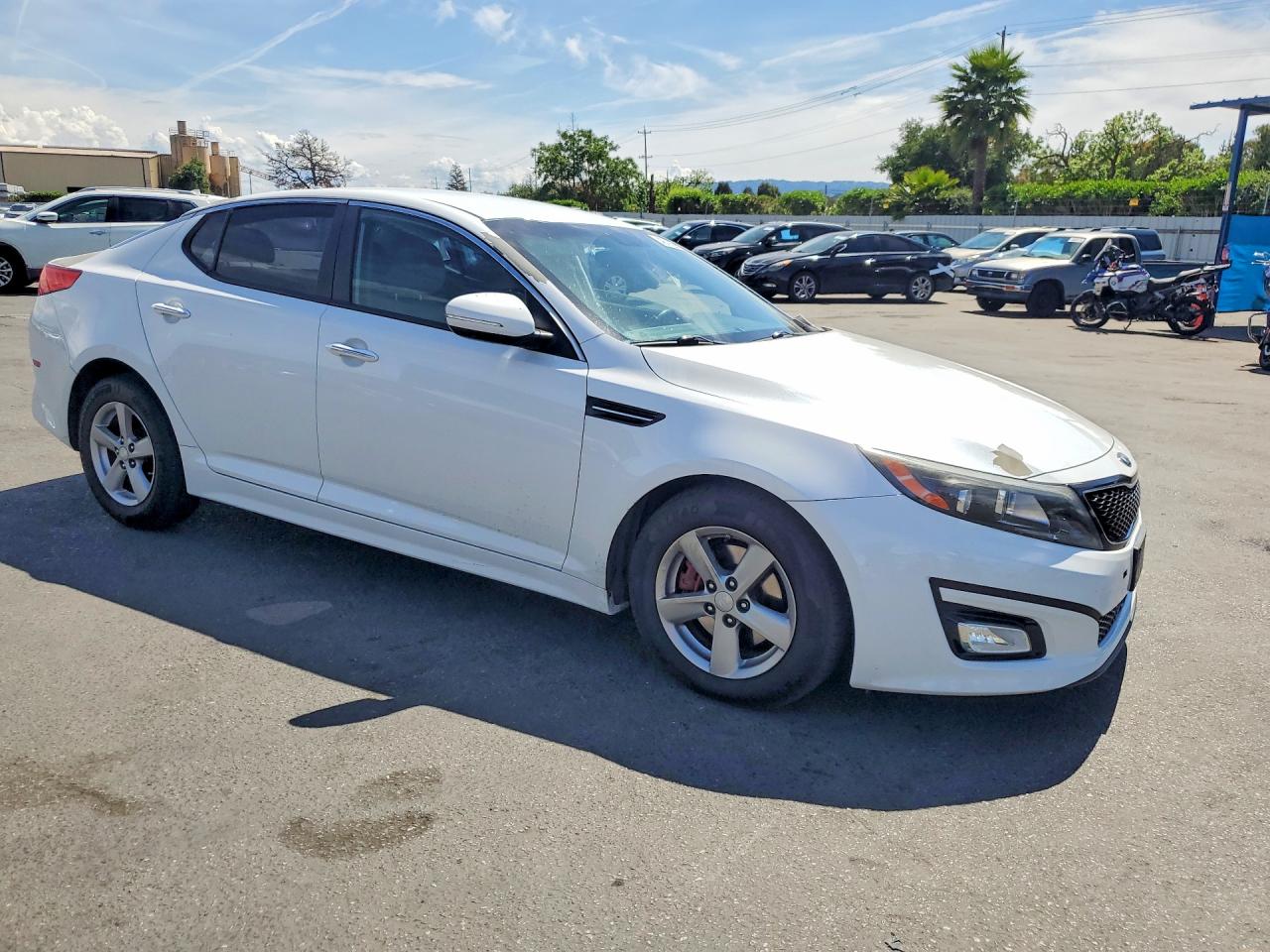 2015 KIA OPTIMA LX photo 4