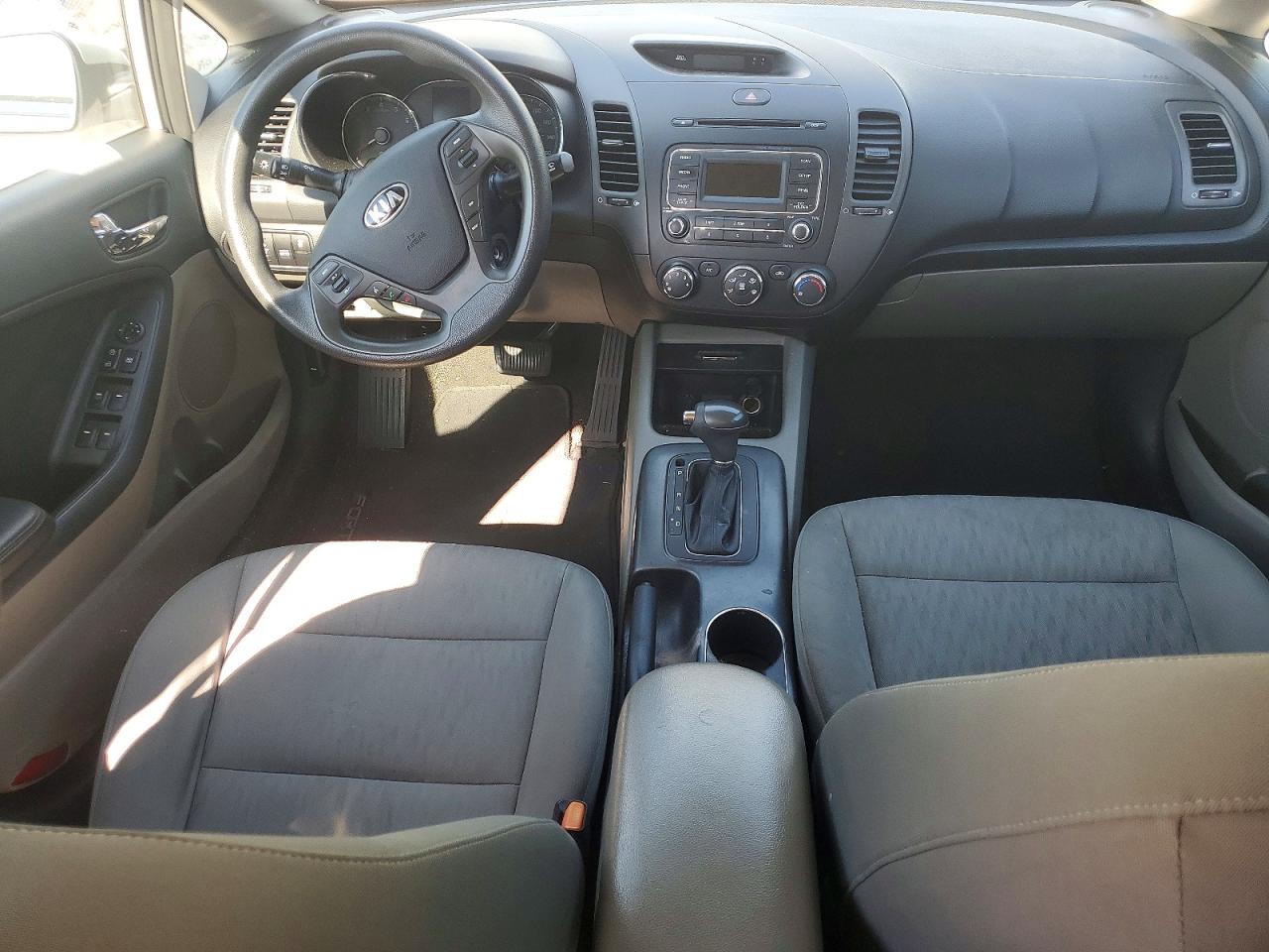 2015 KIA FORTE LX photo 15