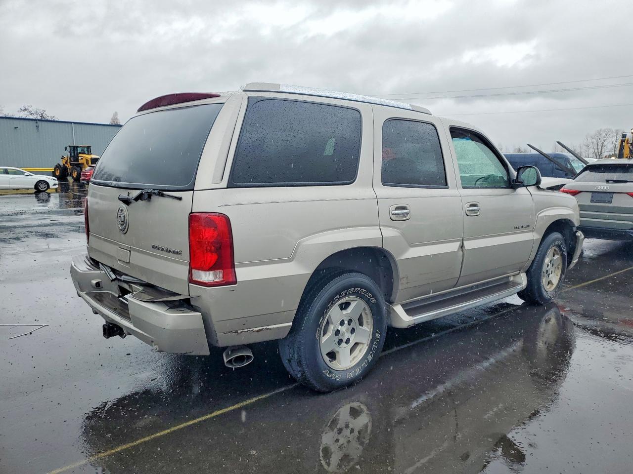 2004 CADILLAC ESCALADE LUXURY photo 7