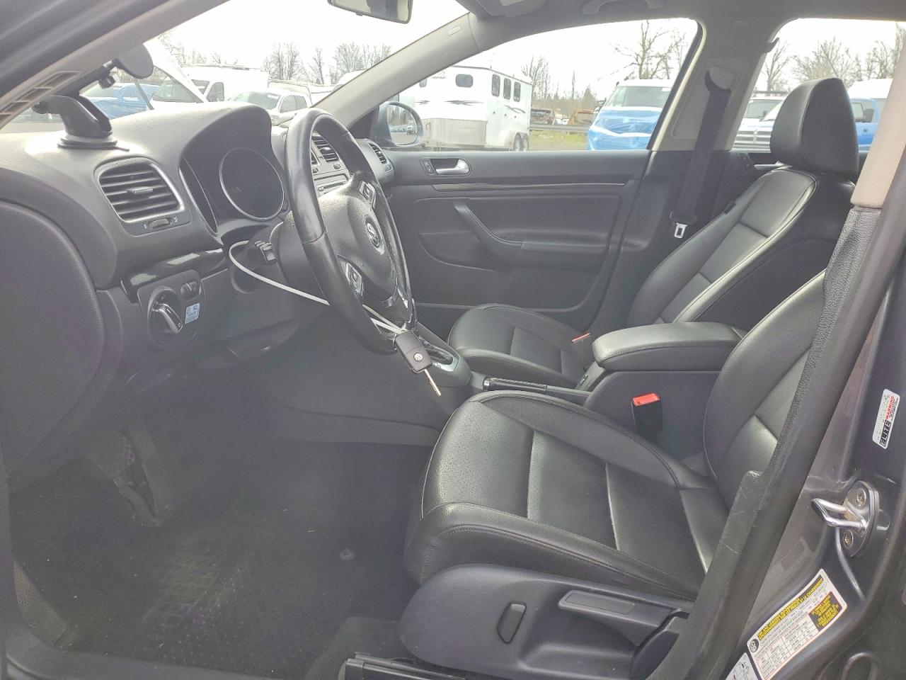 2013 VOLKSWAGEN JETTA TDI photo 19