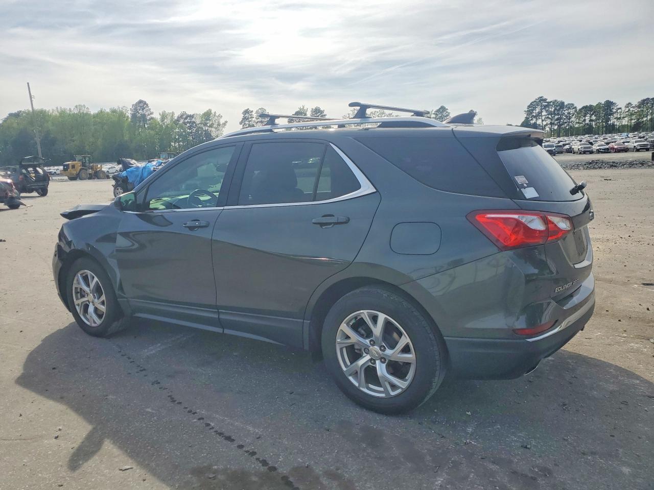 2020 CHEVROLET EQUINOX LT photo 4