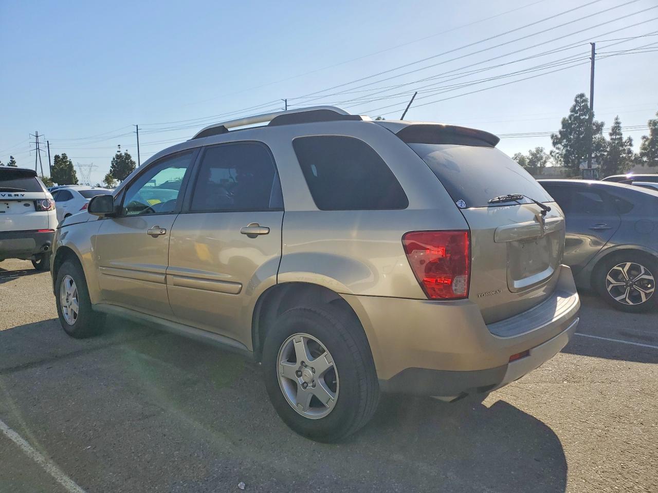 2008 PONTIAC TORRENT photo 3