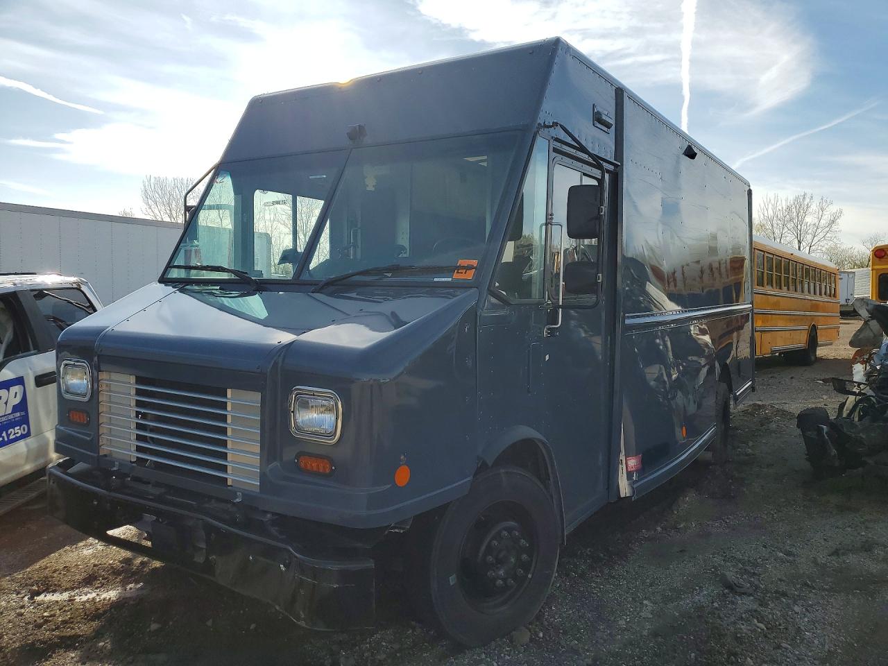 2020 FORD F59