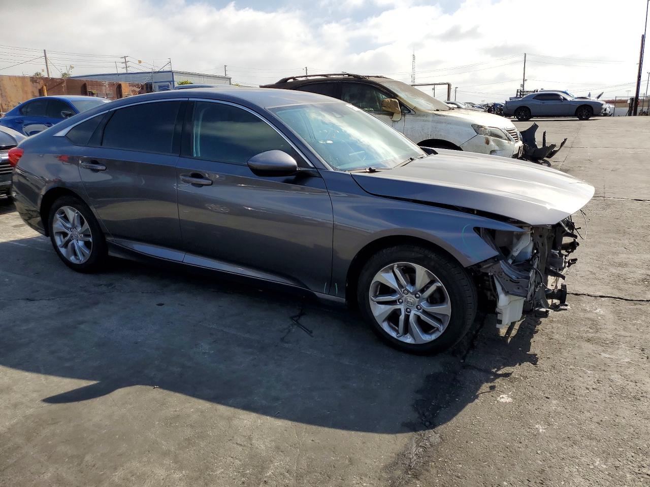 2020 HONDA ACCORD LX photo 10