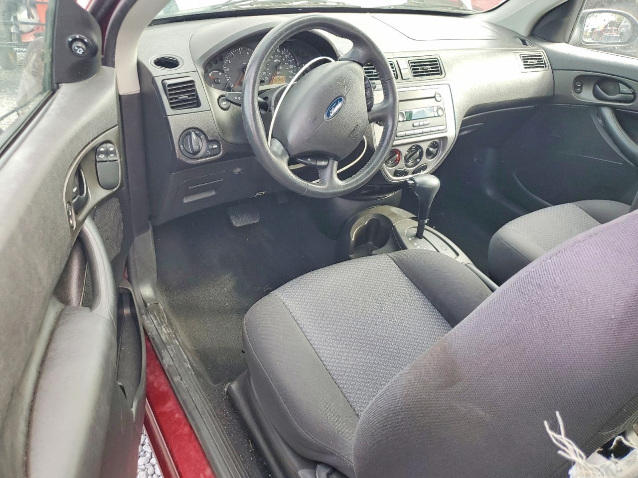 2007 FORD FOCUS ZX3 photo 22