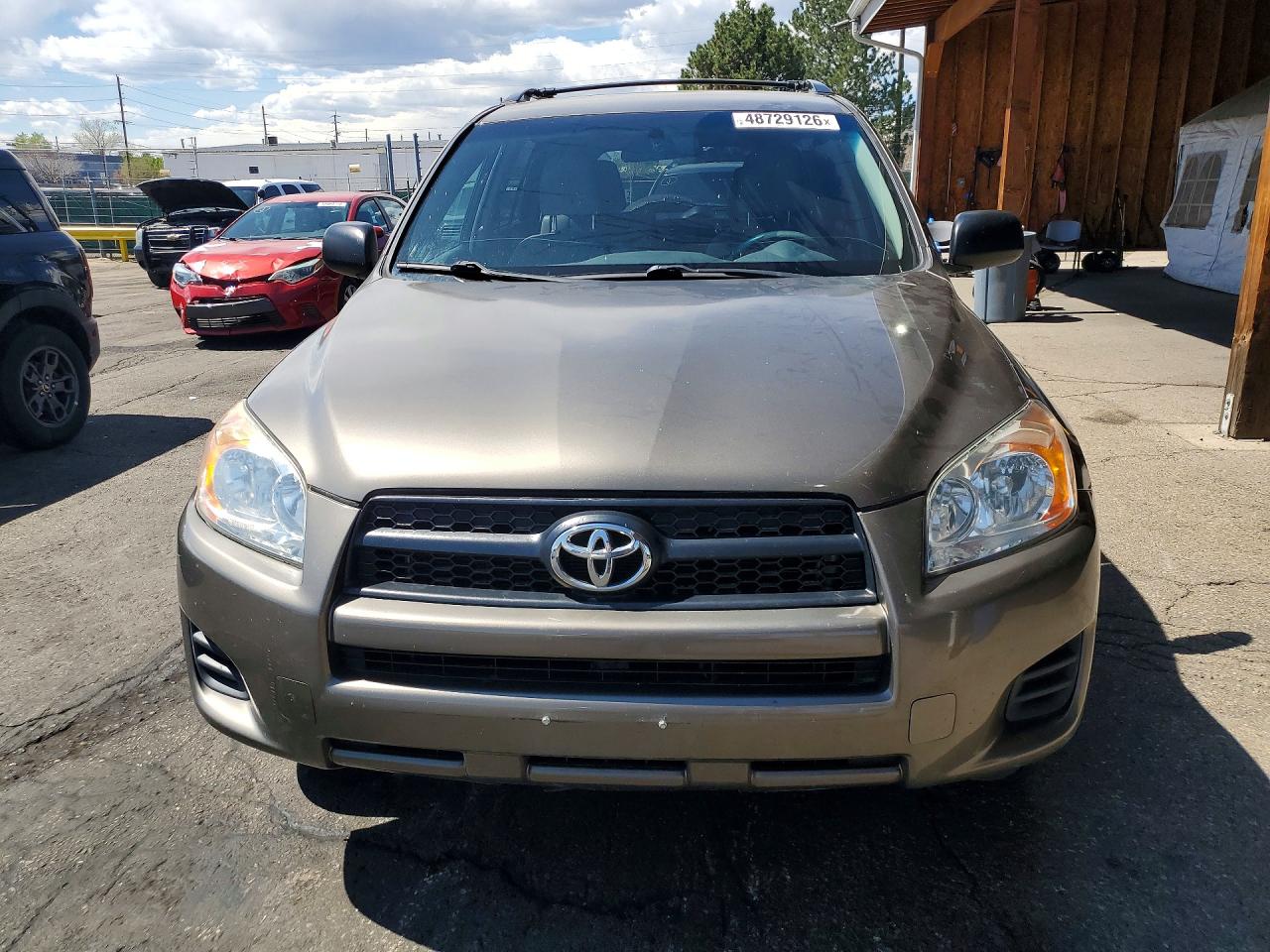 2012 TOYOTA RAV4 BASE photo 9