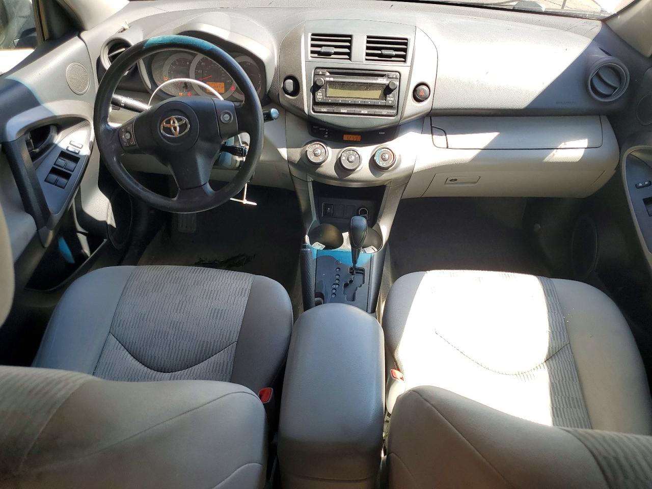 2012 TOYOTA RAV4 BASE photo 15
