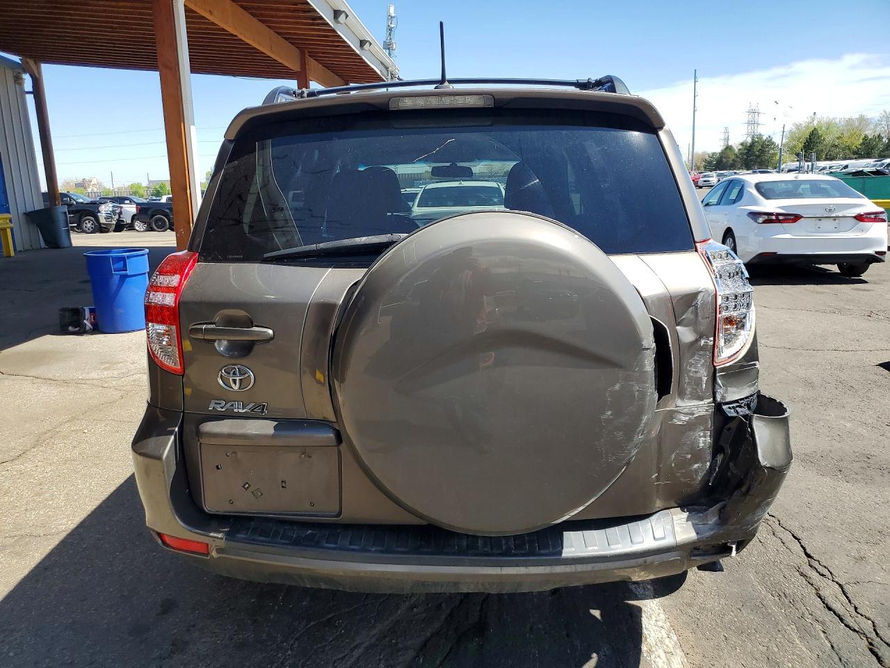 2012 TOYOTA RAV4 BASE photo 11