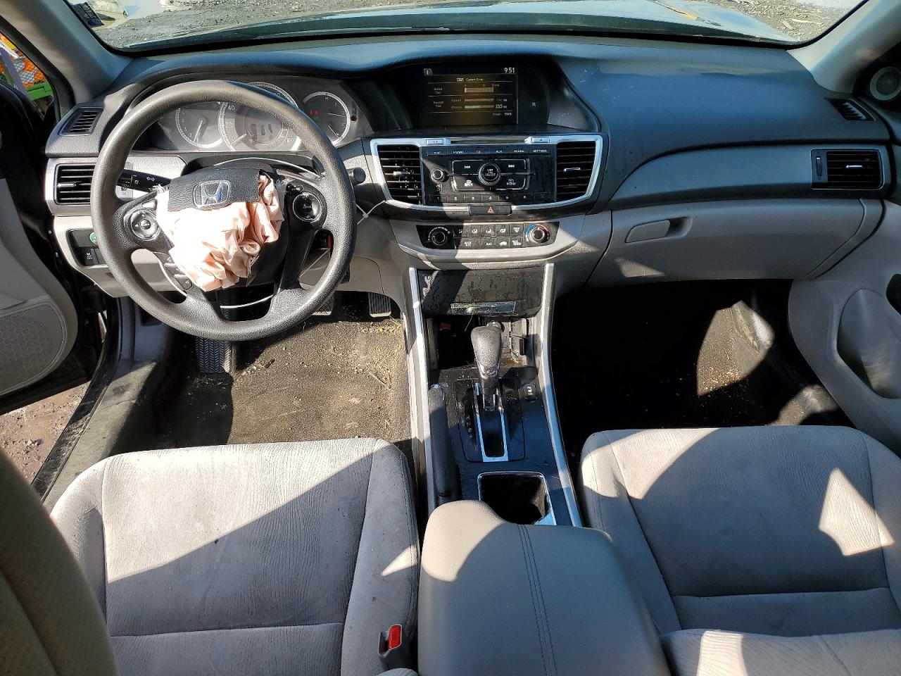 2013 HONDA ACCORD LX photo 15