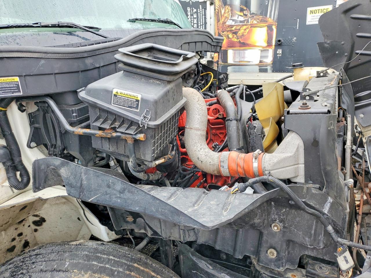 2017 INTERNATIONAL 4300 BOX TRUCK photo 23