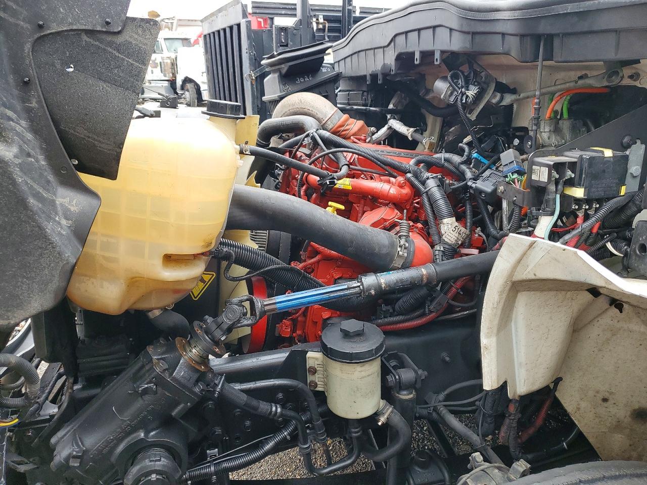 2017 INTERNATIONAL 4300 BOX TRUCK photo 21