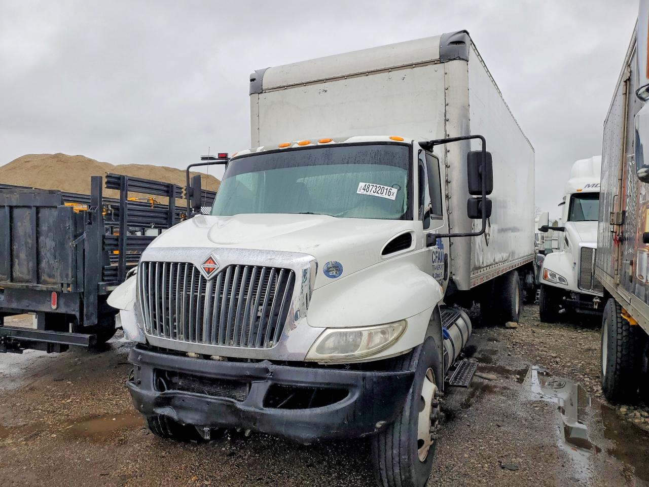 2017 INTERNATIONAL 4000