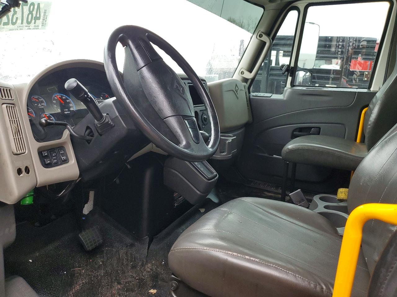 2017 INTERNATIONAL 4300 BOX TRUCK photo 15