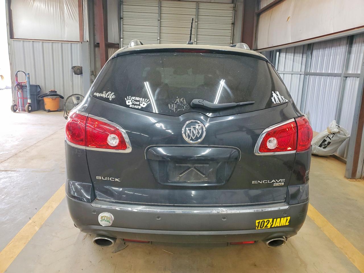 2008 BUICK ENCLAVE CXL photo 16