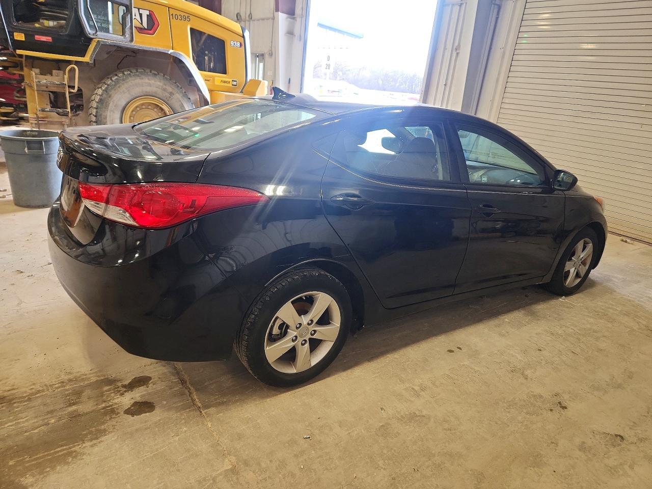 2013 HYUNDAI ELANTRA GLS photo 5