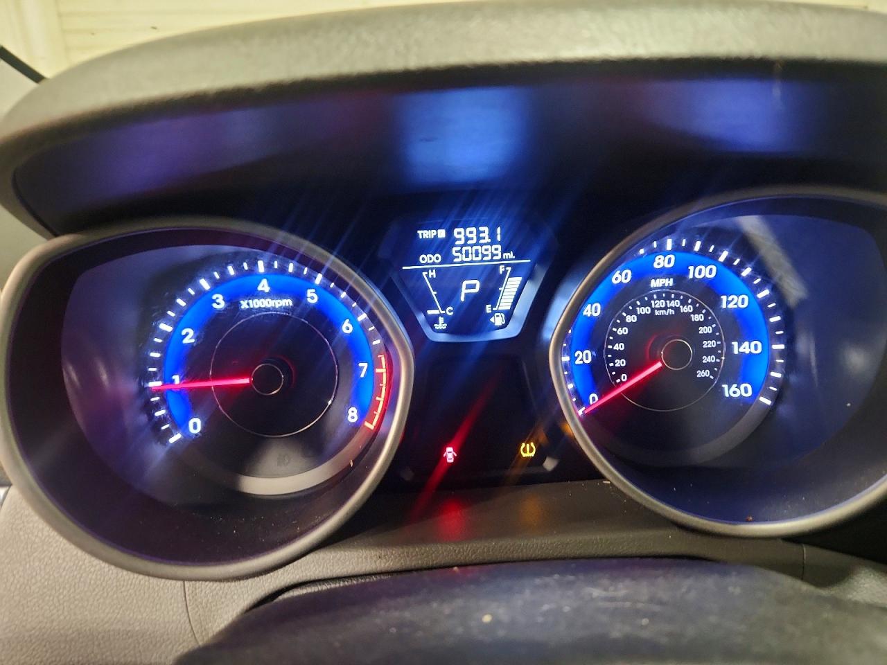 2013 HYUNDAI ELANTRA GLS photo 17