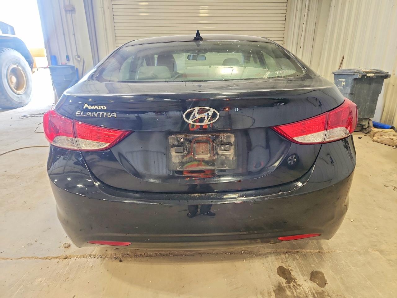 2013 HYUNDAI ELANTRA GLS photo 11