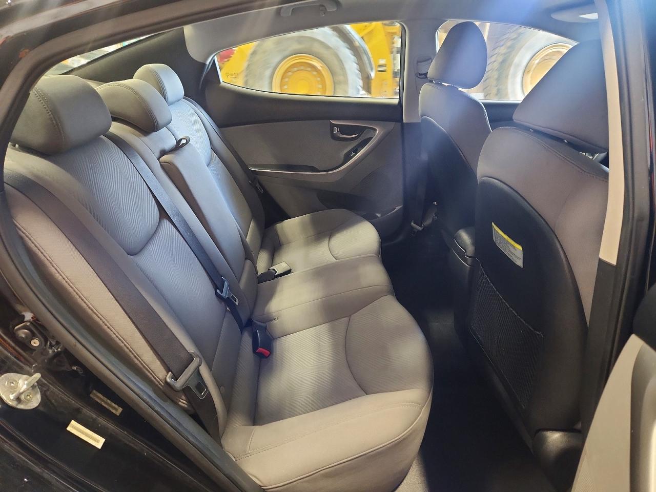 2013 HYUNDAI ELANTRA GLS photo 19