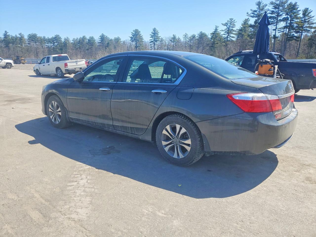 2015 HONDA ACCORD LX photo 3