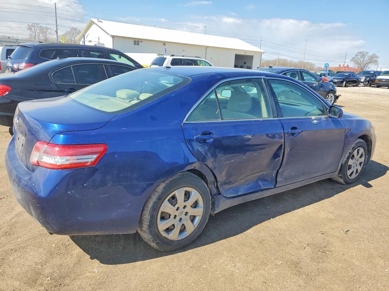 2010 TOYOTA CAMRY BASE photo 9